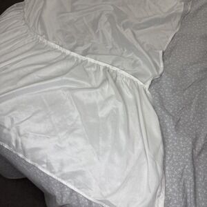 Middleton Quilt King Bed Skirt - White 76x80+15 EUC